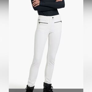 Erin Snow in boot ski pants